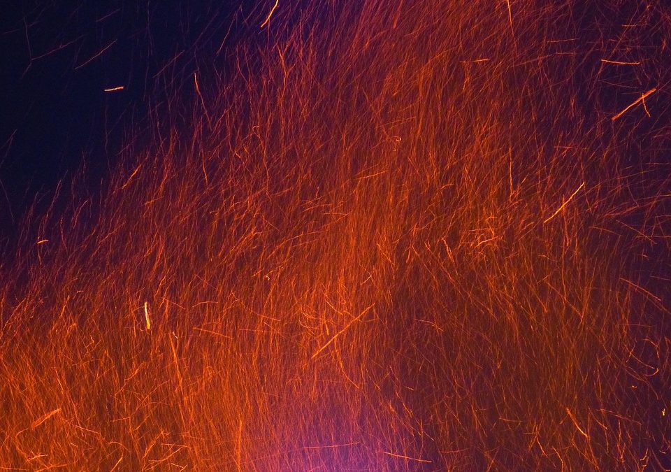 Dinas Damkar Brebes Bantu Kecelakaan Di Lapangan